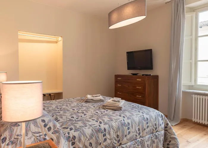 In Lucus Guest House